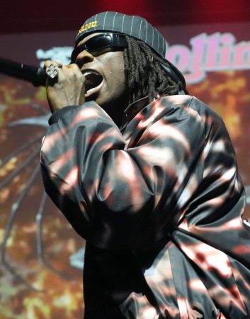 dl.beatsnoop.com-3000-nBYyAoUKR1